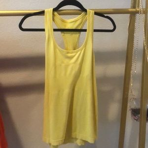 Yellow swiftly tech tank top lululemon 10
